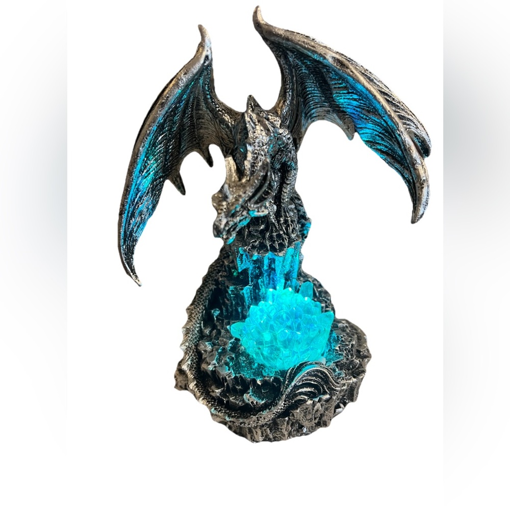 New Pewter Armored Guardian Dragon Sculpture LED Ight Up 7.5X 5.5X5.5 - Picture 1 of 12